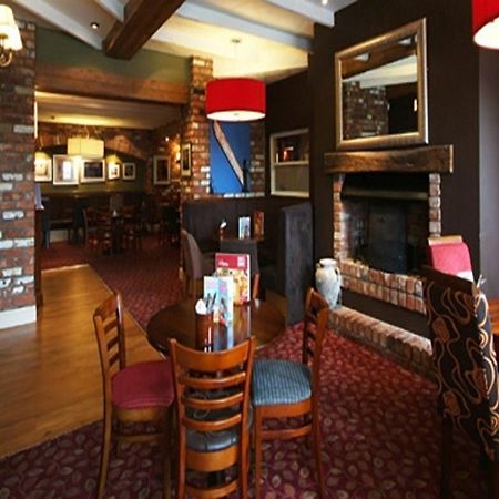 Premier Inn Premier Inn Wirral Greasby Екстериор снимка
